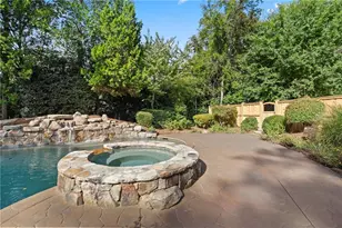 5027 Green Pine Dr, Atlanta, GA 30342 - Photo 87