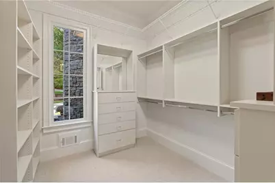 5027 Green Pine Drive, Atlanta, GA 30342 - Photo 43