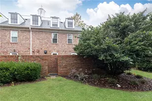 5 Middle Plantation Rd NW, Atlanta, GA 30318 - Photo 33