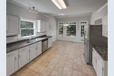 3526 W Hampton Drive NW, Marietta, GA 30064 - Photo 9