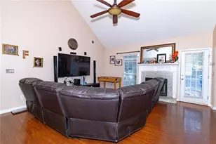 705 Allens Landing Dr, Lawrenceville, GA 30045 - Photo 5