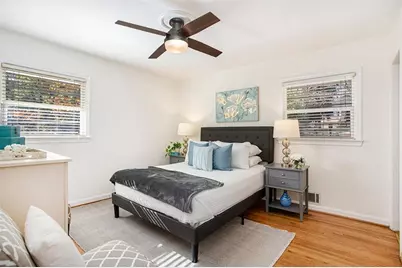 490 E Pharr Road E, Decatur, GA 30030 - Photo 9