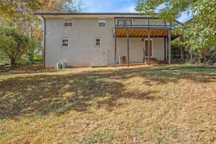 490 E Pharr Road E, Decatur, GA 30030 - Photo 29