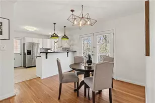 490 E Pharr Road E, Decatur, GA 30030 - Photo 7