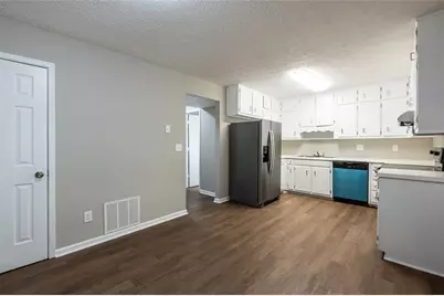 366 Haymarket Lane, Lawrenceville, GA 30046 - Photo 5