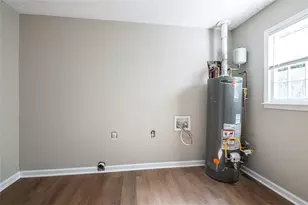 366 Haymarket Ln, Lawrenceville, GA 30046 - Photo 19