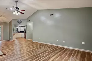 202 Montclair Dr, Calhoun, GA 30701 - Photo 13