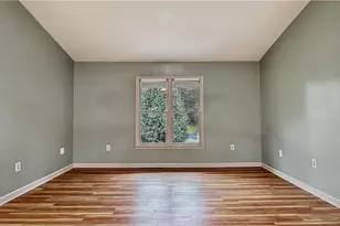 202 Montclair Dr, Calhoun, GA 30701 - Photo 15