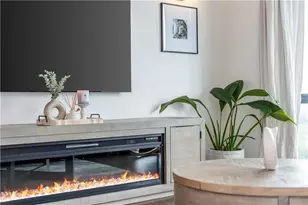 2870 Pharr Ct South NW, Atlanta, GA 30305 - Photo 9