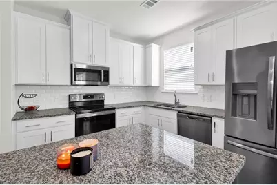 6415 Shalks Crossing Drive, Lithonia, GA 30058 - Photo 19