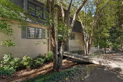 143 Amherst Place NW, Atlanta, GA 30327 - Photo 3