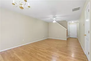 531 Fox Creek Crossing, Woodstock, GA 30188 - Photo 7