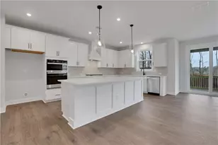 5940 Violet Ln, Cumming, GA 30028 - Photo 17