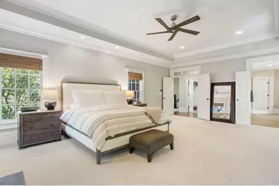 390 Ivy Knoll NE, Atlanta, GA 30342 - Photo 35