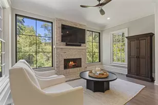 390 Ivy Knoll NE, Atlanta, GA 30342 - Photo 29