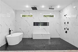 1410 Lavista Rd NE, Atlanta, GA 30324 - Photo 15