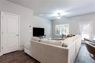 460 Rockfern Ct, Lilburn, GA 30047 - Photo 9