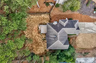 2011 Towne Lake Hills, Woodstock, GA 30189 - Photo 3