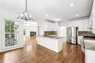 5055 Mallory Ct, Suwanee, GA 30024 - Photo 9