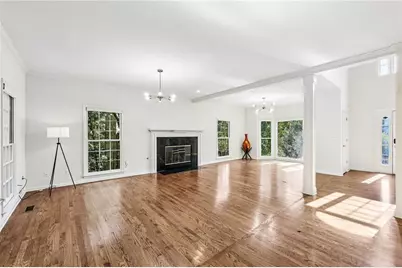 5055 Mallory Court, Suwanee, GA 30024 - Photo 7