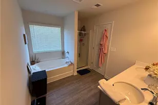 209 Buckingham Ln, Hoschton, GA 30548 - Photo 9