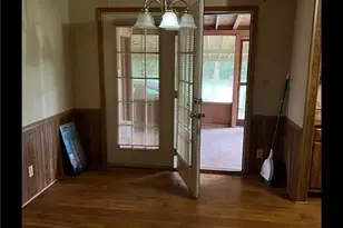 85 Honeysuckle Dr SW, Cartersville, GA 30120 - Photo 5