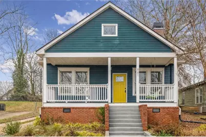 881 Oakhill Avenue SW, Atlanta, GA 30310 - Photo 1