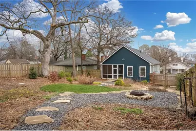 881 Oakhill Avenue SW, Atlanta, GA 30310 - Photo 25