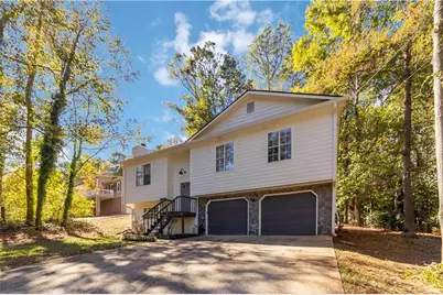 3119 Freedom Court, Douglasville, GA 30135 - Photo 3