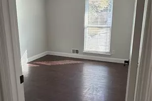 1020 Park Forest Dr NW, Lilburn, GA 30047 - Photo 15