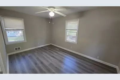 4570 Old Cowan Road, Acworth, GA 30101 - Photo 9