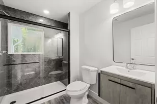 719 Indigo Ln NW, Atlanta, GA 30318 - Photo 17