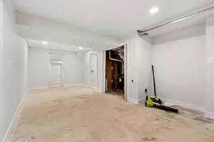 719 Indigo Ln NW, Atlanta, GA 30318 - Photo 37