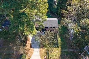 719 Indigo Ln NW, Atlanta, GA 30318 - Photo 3