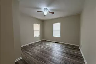 1097 Fortress Ave SW, Atlanta, GA 30315 - Photo 11