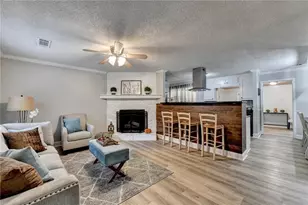 1291 Sommerset Dr, Lawrenceville, GA 30043 - Photo 5