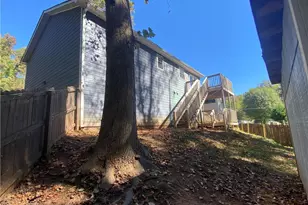 4298 Buckingham Pl, Duluth, GA 30096 - Photo 11