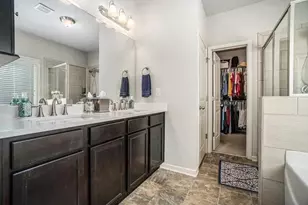 5641 Wooded Valley Way, Flowery Branch, GA 30542 - Photo 15