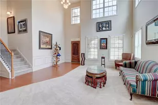 2229 Caledonia Dr, Lawrenceville, GA 30045 - Photo 5