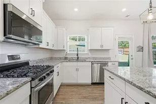 326 Kimberleys Xing, Jasper, GA 30143 - Photo 15