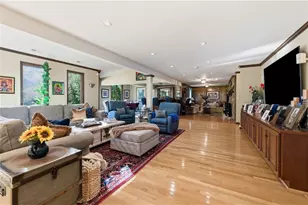 4220 Greentree Ln, Atlanta, GA 30349 - Photo 9