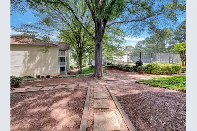 219 Cobblestone Trail, Avondale Estates, GA 30002 - Photo 23