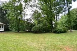 852 Georgetown Dr, Winder, GA 30680 - Photo 5