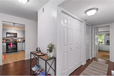 113 Brittany Court, Duluth, GA 30096 - Photo 9