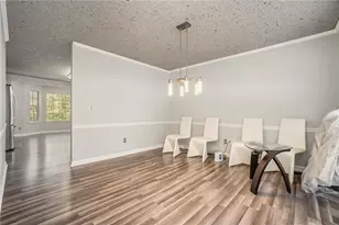 145 Shadybrook Ln SW, Atlanta, GA 30331 - Photo 9