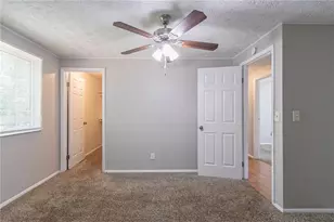 2092 Countydown Ln, Stone Mountain, GA 30088 - Photo 17