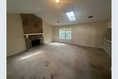 1027 Mainstreet Lake Drive, Stone Mountain, GA 30088 - Photo 5