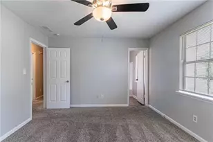 2030 Hilda Burns Pl, Lithonia, GA 30058 - Photo 17