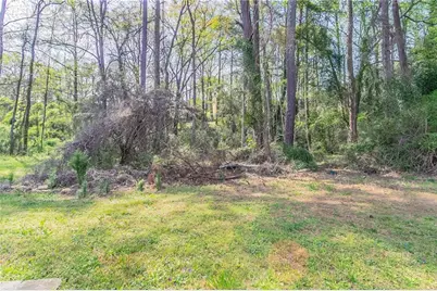 2030 Hilda Burns Place, Lithonia, GA 30058 - Photo 23