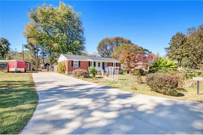 2624 Walnut Road, Gainesville, GA 30506 - Photo 5